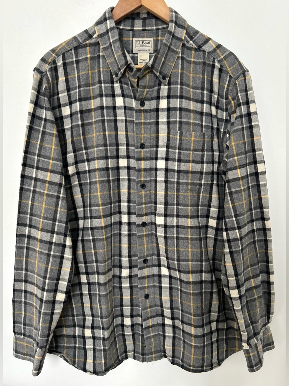 L.L.Bean Men’s Traditional Fit Plaid Flannel Shirt L Regular Grey Yellow Cotton